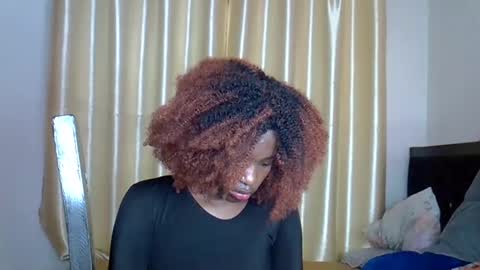 girlie o online show from 02/10/25, 05:09