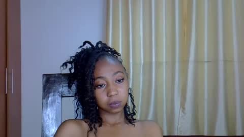 girlie o online show from 03/04/25, 01:23