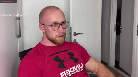 Snapshot of wlademarbergs chatting on 02/04/25, 06:27 Wlademar online show from 02/04/25, 06:27