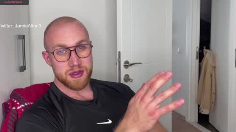 Snapshot of wlademarbergs chatting on 02/05/25, 06:35 Wlademar online show from 02/05/25, 06:35