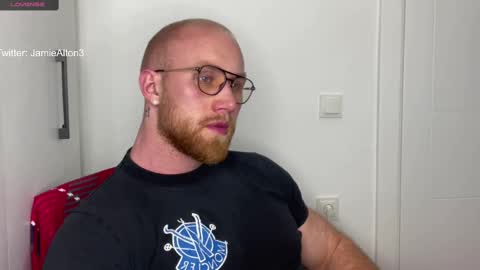 Snapshot of wlademarbergs chatting on 02/11/25, 02:13 Wlademar online show from 02/11/25, 02:13