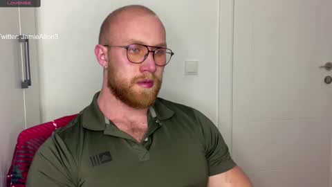 Snapshot of wlademarbergs chatting on 02/24/25, 04:36 Wlademar online show from 02/24/25, 04:36