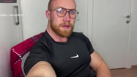 Snapshot of wlademarbergs chatting on 02/28/25, 06:43 Wlademar online show from 02/28/25, 06:43