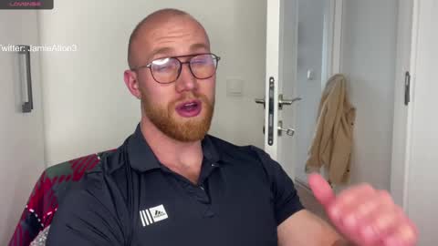 Snapshot of wlademarbergs chatting on 03/03/25, 08:38 Wlademar online show from 03/03/25, 08:38