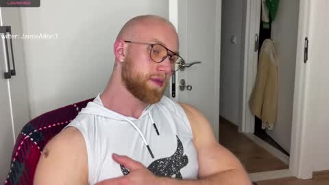 Snapshot of wlademarbergs chatting on 03/10/25, 10:02 Wlademar online show from 03/10/25, 10:02