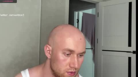 Snapshot of wlademarbergs chatting on 11/13/25, 05:50 Wlademar online show from 11/13/25, 05:50