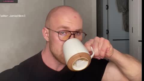 Snapshot of wlademarbergs chatting on 11/15/25, 03:48 Wlademar online show from 11/15/25, 03:48