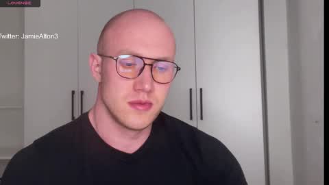 Snapshot of wlademarbergs chatting on 02/15/26, 03:36 Wlademar online show from 02/15/26, 03:36