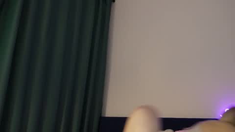 Snapshot of wladilia chatting on 02/24/26, 08:40 wladilia online show from 02/24/26, 08:40