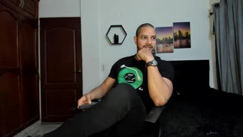 Magnus Dark independent model online show from 09/23/25, 04:04