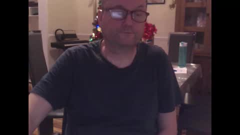 wobble444 online show from 12/16/25, 02:38