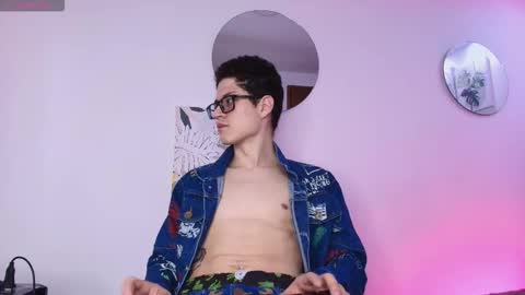  W O L F  online show from 03/23/26, 01:48