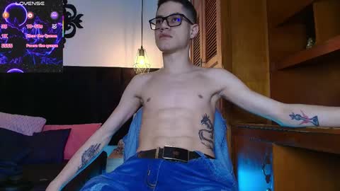  W O L F  online show from 03/31/26, 11:21