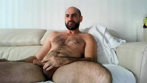 Snapshot of wolfdudefun chatting on 01/02/25, 01:19 wolf online show from 01/02/25, 01:19