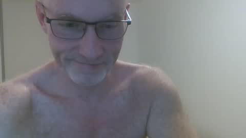 Snapshot of wolfgangamozart chatting on 11/24/25, 11:59 Amadeus Mozart online show from 11/24/25, 11:59