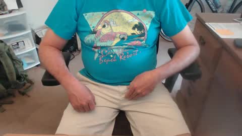 Snapshot of wolfie0717 chatting on 09/29/25, 12:16 wolfie0717 online show from 09/29/25, 12:16