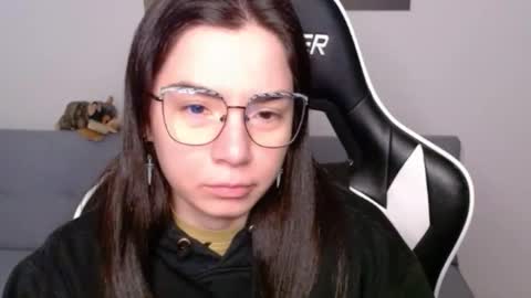 Alex online show from 04/12/26, 03:22