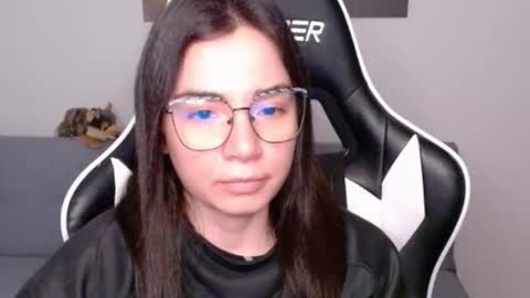 Alex online show from 04/17/26, 01:41