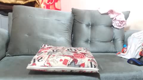 SHENIEL RODRIGUEZ online show from 12/12/24, 09:04