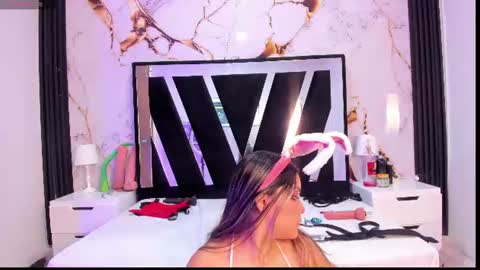 Snapshot of wonderkloe_ chatting on 07/18/26, 08:12 wonderkloe_ online show from 07/18/26, 08:12