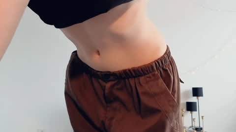 Stia online show from 04/12/26, 03:06