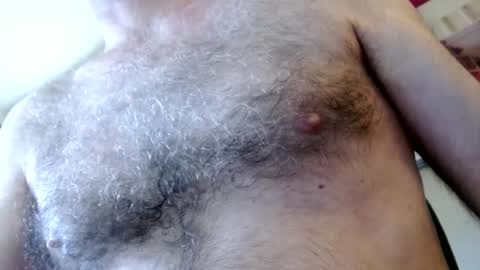 WoodieSays online show from 02/09/25, 06:05