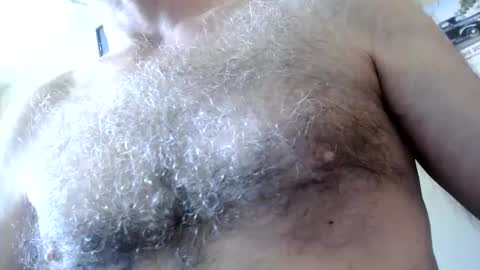 WoodieSays online show from 04/08/26, 04:51