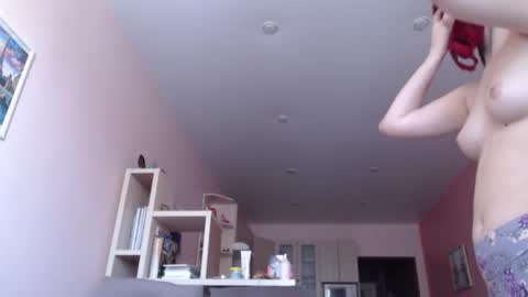 Woodland Peony online show from 02/13/26, 06:09