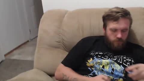 Snapshot of woodmaster96 chatting on 10/06/25, 05:10 Woodmaster96 online show from 10/06/25, 05:10