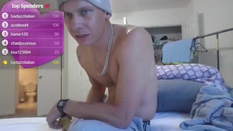 Snapshot of woodson5432 chatting on 11/06/25, 08:32 LongNThrobbn online show from 11/06/25, 08:32