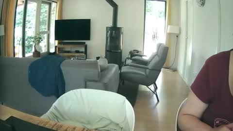 woodwurm and Snoeske online show from 09/15/25, 12:16