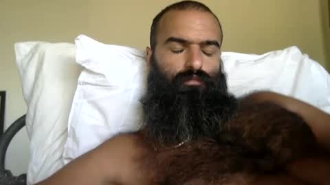 woof_wolf37 online show from 10/05/25, 03:32