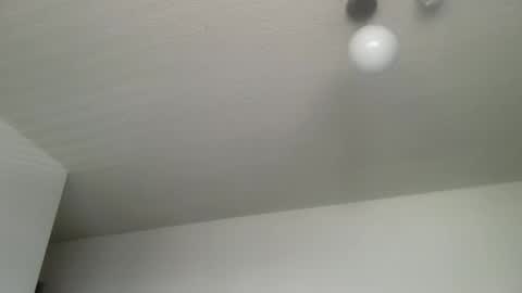 woof_wolf37 online show from 05/27/26, 04:59