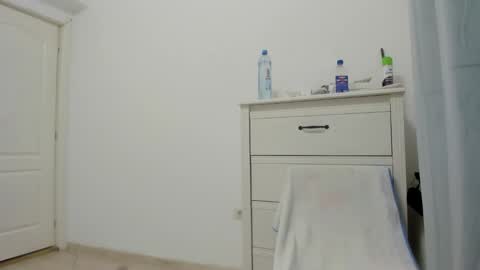 Snapshot of woolfiie chatting on 01/20/25, 08:50 Wolfie online show from 01/20/25, 08:50