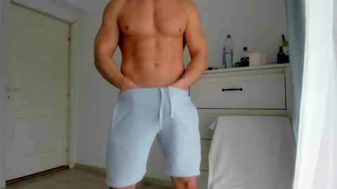 Snapshot of woolfiie chatting on 02/15/25, 11:39 Wolfie online show from 02/15/25, 11:39