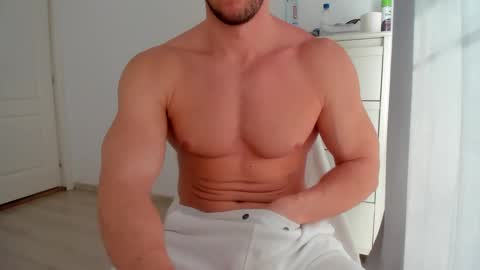 Snapshot of woolfiie chatting on 02/19/25, 08:55 Wolfie online show from 02/19/25, 08:55