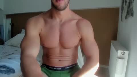 Snapshot of woolfiie chatting on 10/20/25, 08:15 Wolfie online show from 10/20/25, 08:15