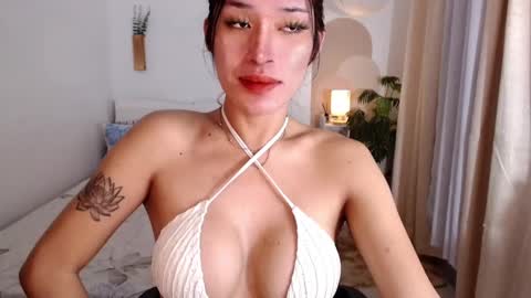 Snapshot of worldclass_sassy chatting on 01/23/25, 02:23 Camilla online show from 01/23/25, 02:23