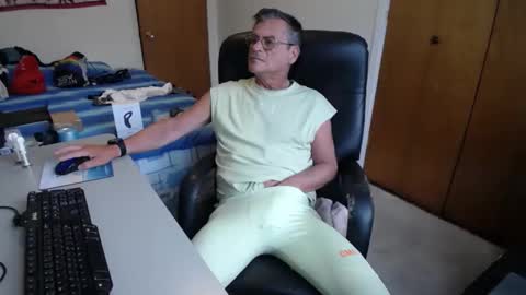 Large one  online show from 01/05/25, 01:36