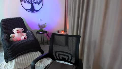 dudetta Kim online show from 10/08/25, 03:31