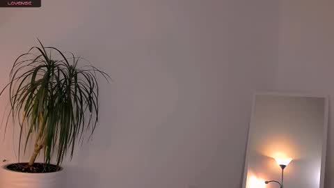 worldsbaby online show from 10/19/25, 01:56