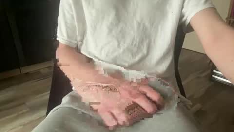 wormburm online show from 04/11/26, 02:21