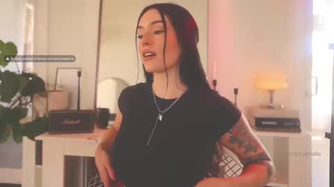 Brielle online show from 01/23/25, 09:29