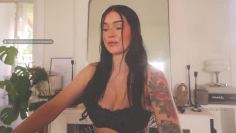 Brielle online show from 03/09/25, 10:19