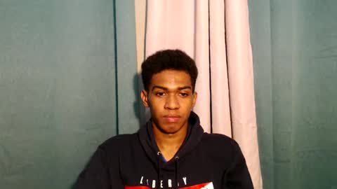 Snapshot of worshipmycockxxx chatting on 01/29/25, 03:12 Josh This is my new account now online show from 01/29/25, 03:12