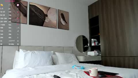Snapshot of wow__lina chatting on 07/15/26, 05:12 Hey Im Lina See you 12am - 6am GMT 3 online show from 07/15/26, 05:12