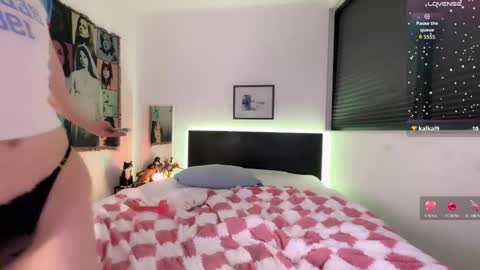 Snapshot of wow_lover chatting on 03/01/26, 08:00 Glen online show from 03/01/26, 08:00