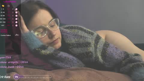 Snapshot of wow_luvng chatting on 12/29/24, 11:50 Rebecy online show from 12/29/24, 11:50