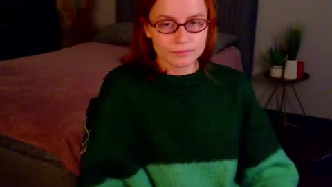 Snapshot of wow_luvng chatting on 09/24/25, 01:47 Rebecy online show from 09/24/25, 01:47