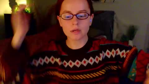 Snapshot of wow_luvng chatting on 10/23/25, 01:54 Rebecy online show from 10/23/25, 01:54